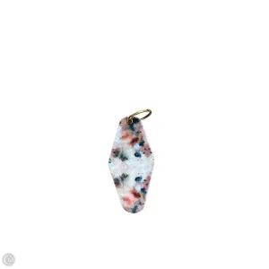 Accessory Tag By Cmc