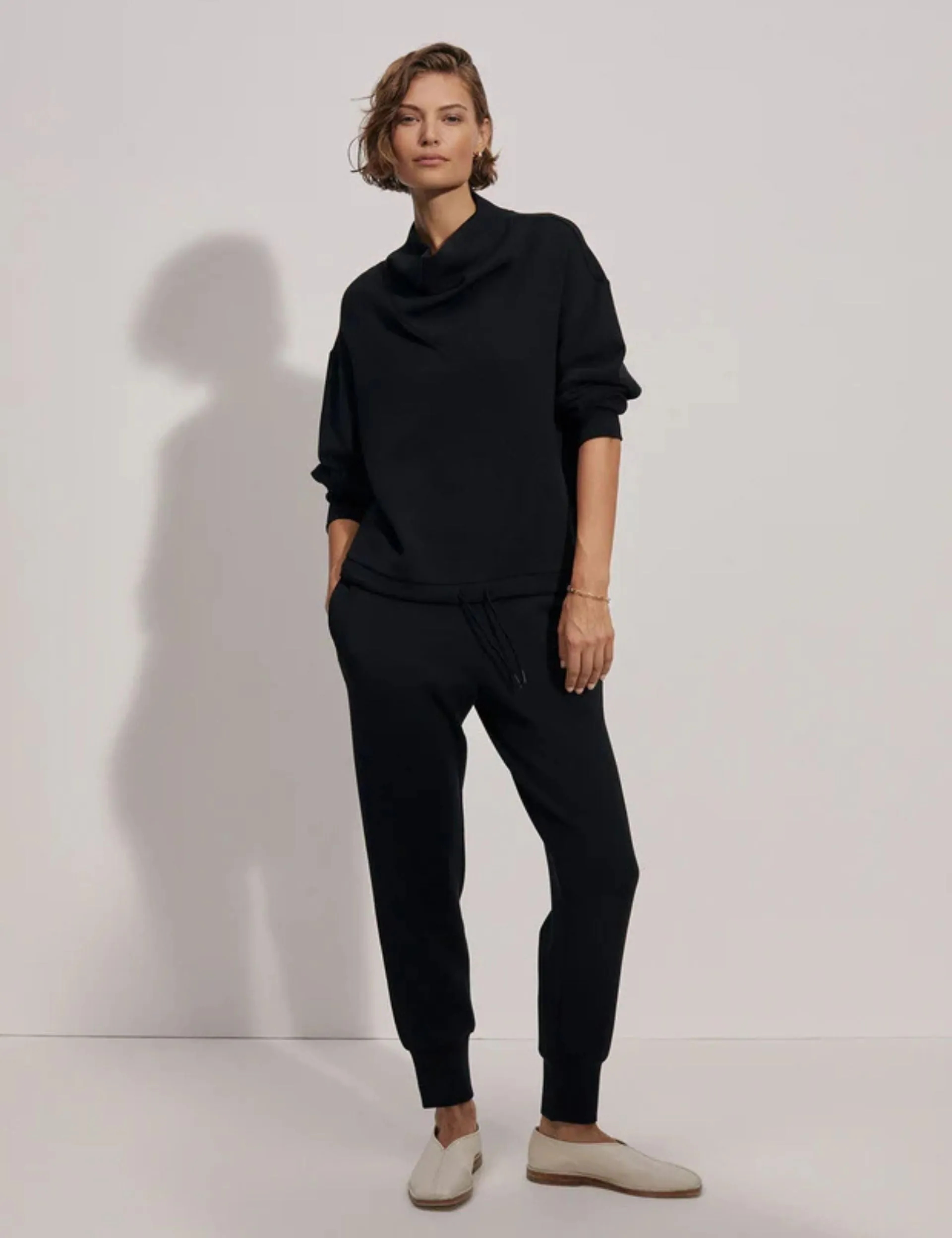 Betsy Sweat - Black