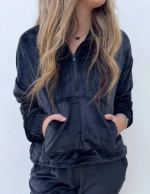 Go Out With A Bang Pullover   Jogger Set In Black