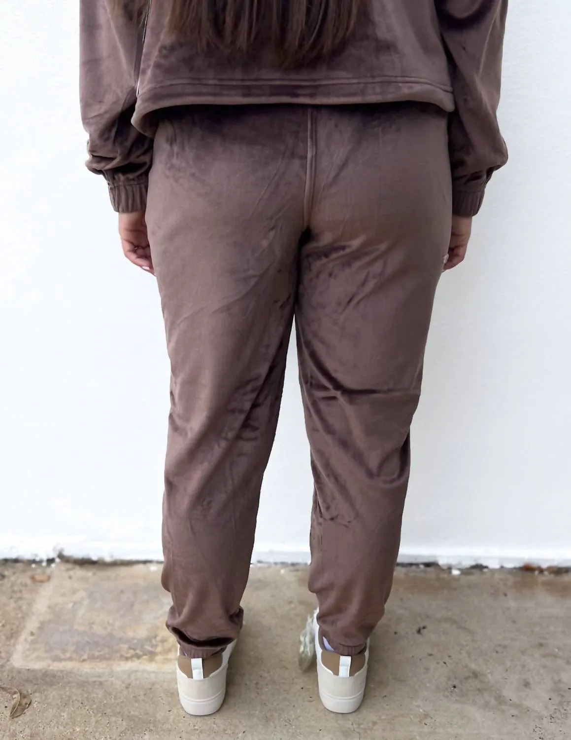 Go Out With A Bang Pullover   Jogger Set In Brown