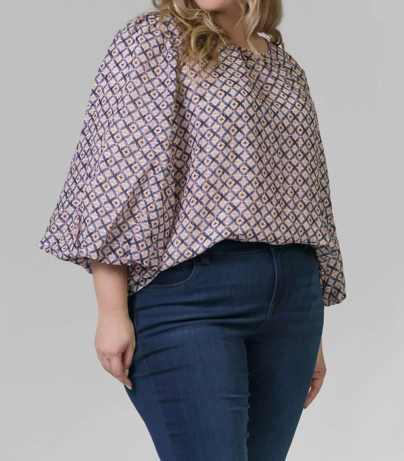 Harly Top In Blush Lattice