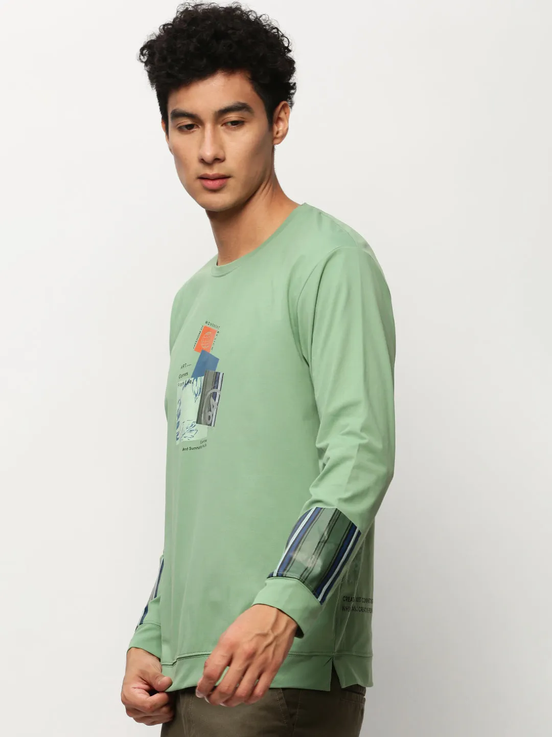 Men Green Graphic Printed Cotton Sweatshirt