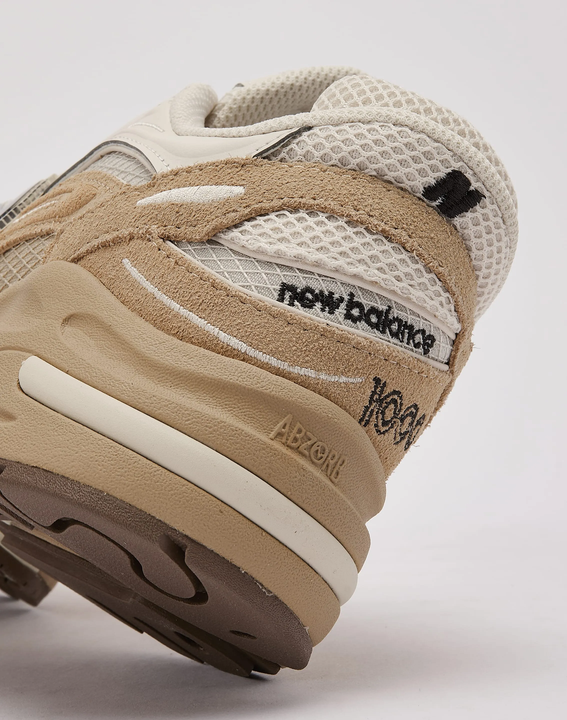 New Balance 1000