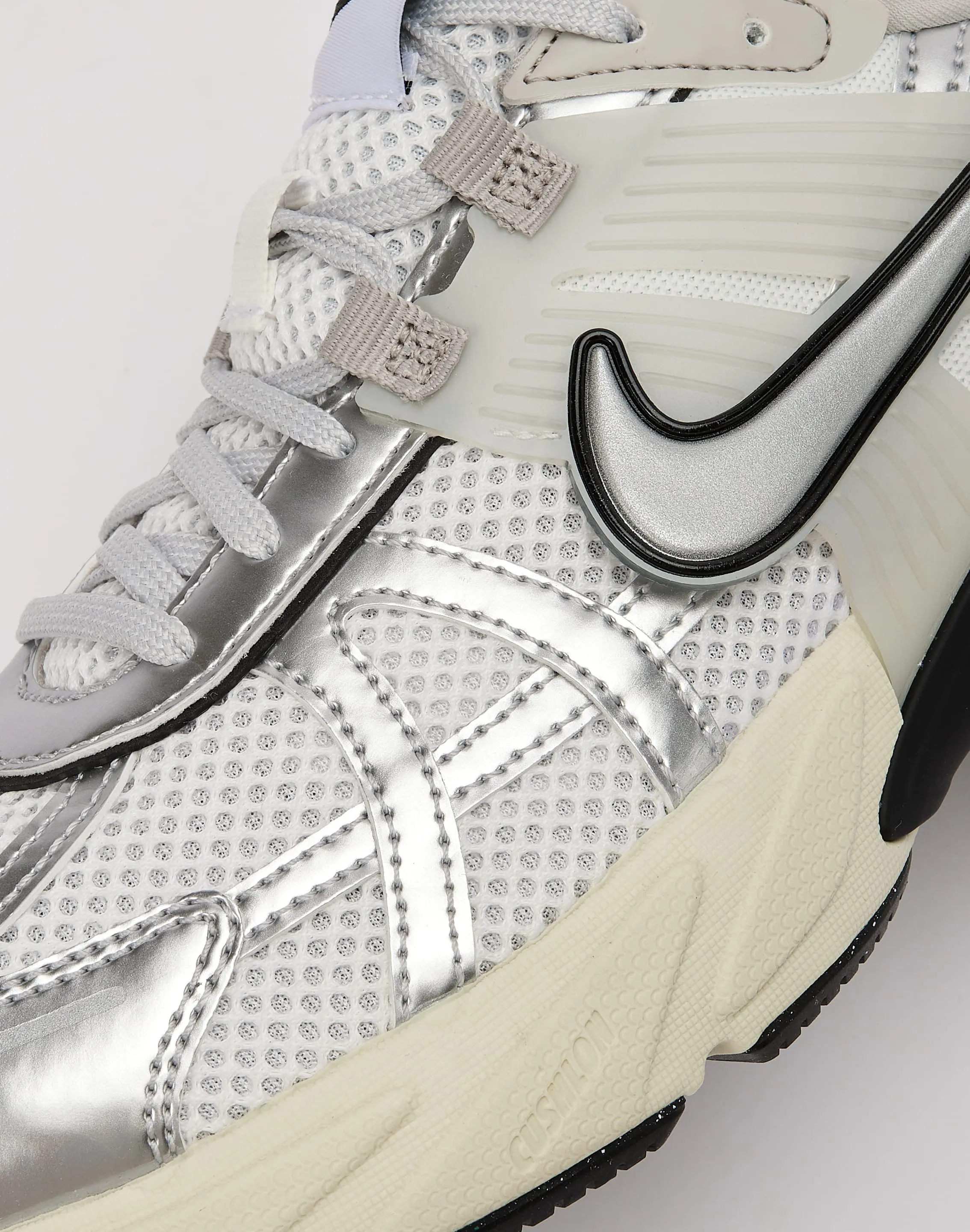Nike V2K Run