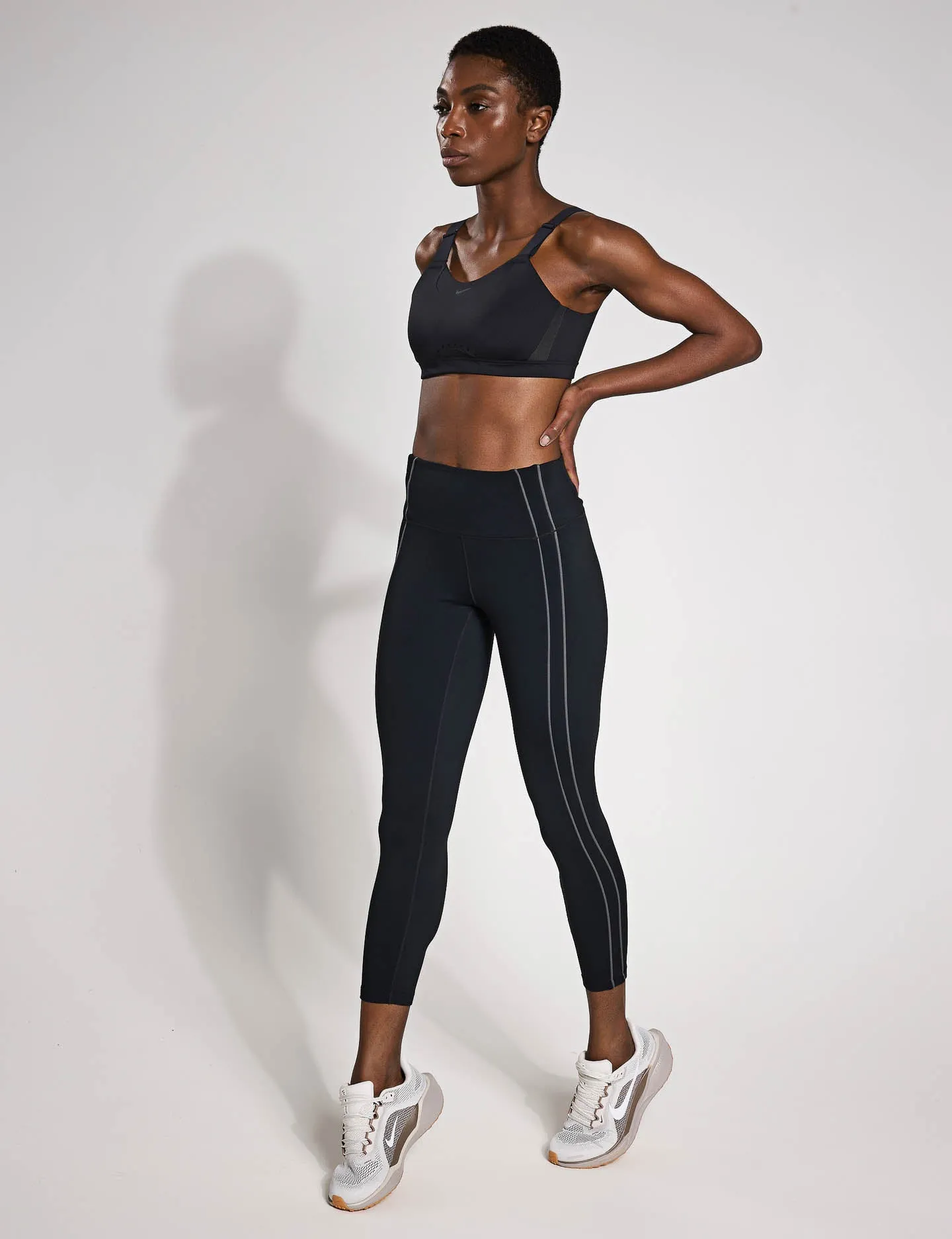 One High Waisted 7/8 Leggings - Black/Iron Grey