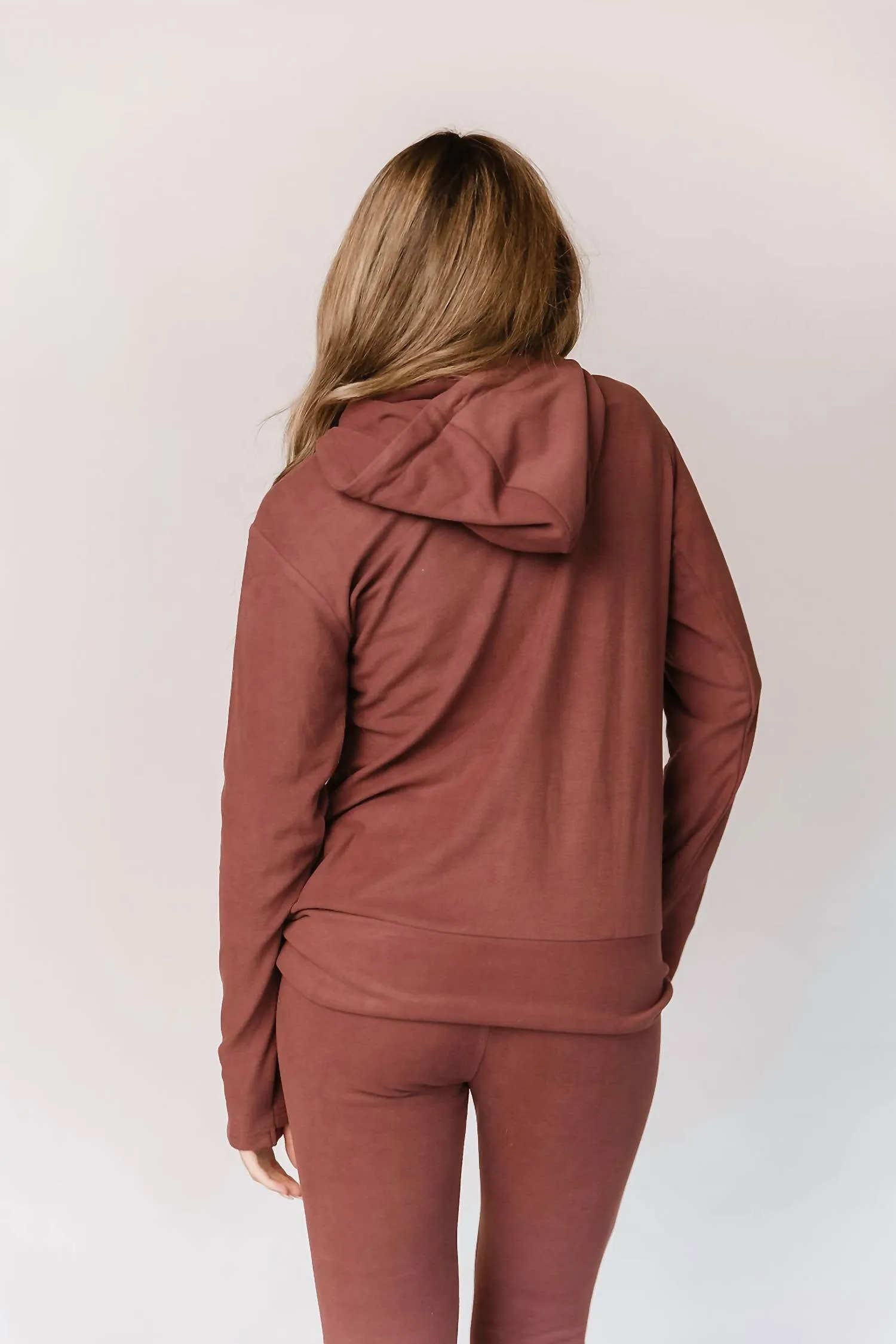 Performance Fleece Halfzip Sweatshirt In Mahogany