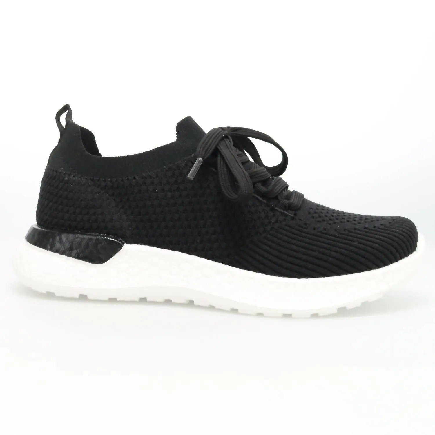Women's B10 Unite Shoes In Black